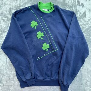 Vintage Jerzees NuBlend Sweatshirt Womens L Blue Lucky Shamrock St Patricks Day